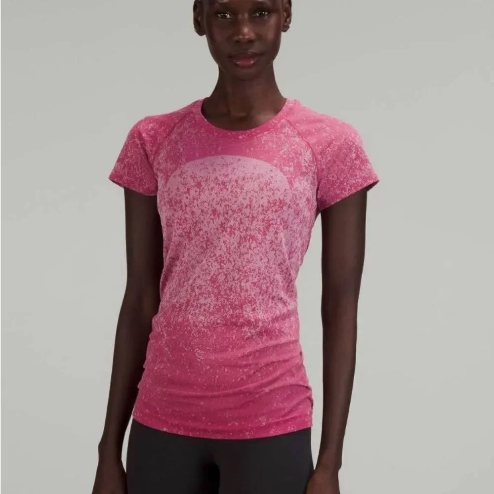 Lululemon Swiftly Tech Short Sleeve Shirt 2.0 Gradient Block Pink Peony Size 8